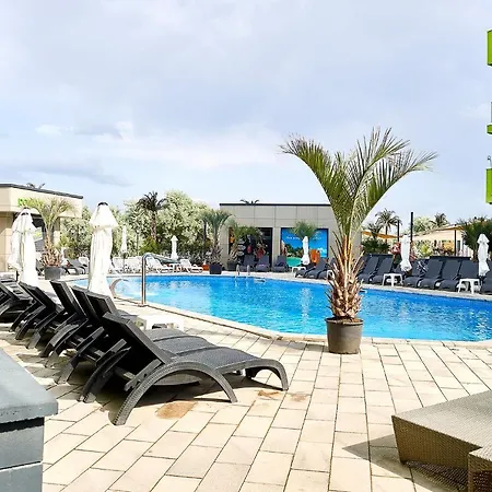 Maya Apartment- N Pools Apartment