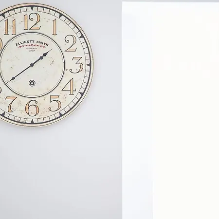 Maya Apartment- N Pools Appartement Mamaia