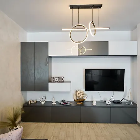 Maya Apartment- N Pools Appartement